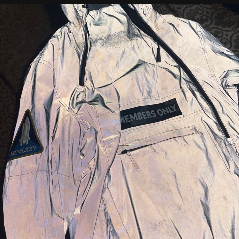 Members only windbreaker that changes color with flash